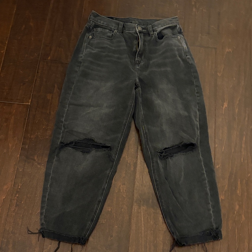 American Eagle Outfitters Women's High Rise Distressed Black Jeans